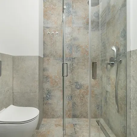 Cosy Studio In By Renters Πόζναν